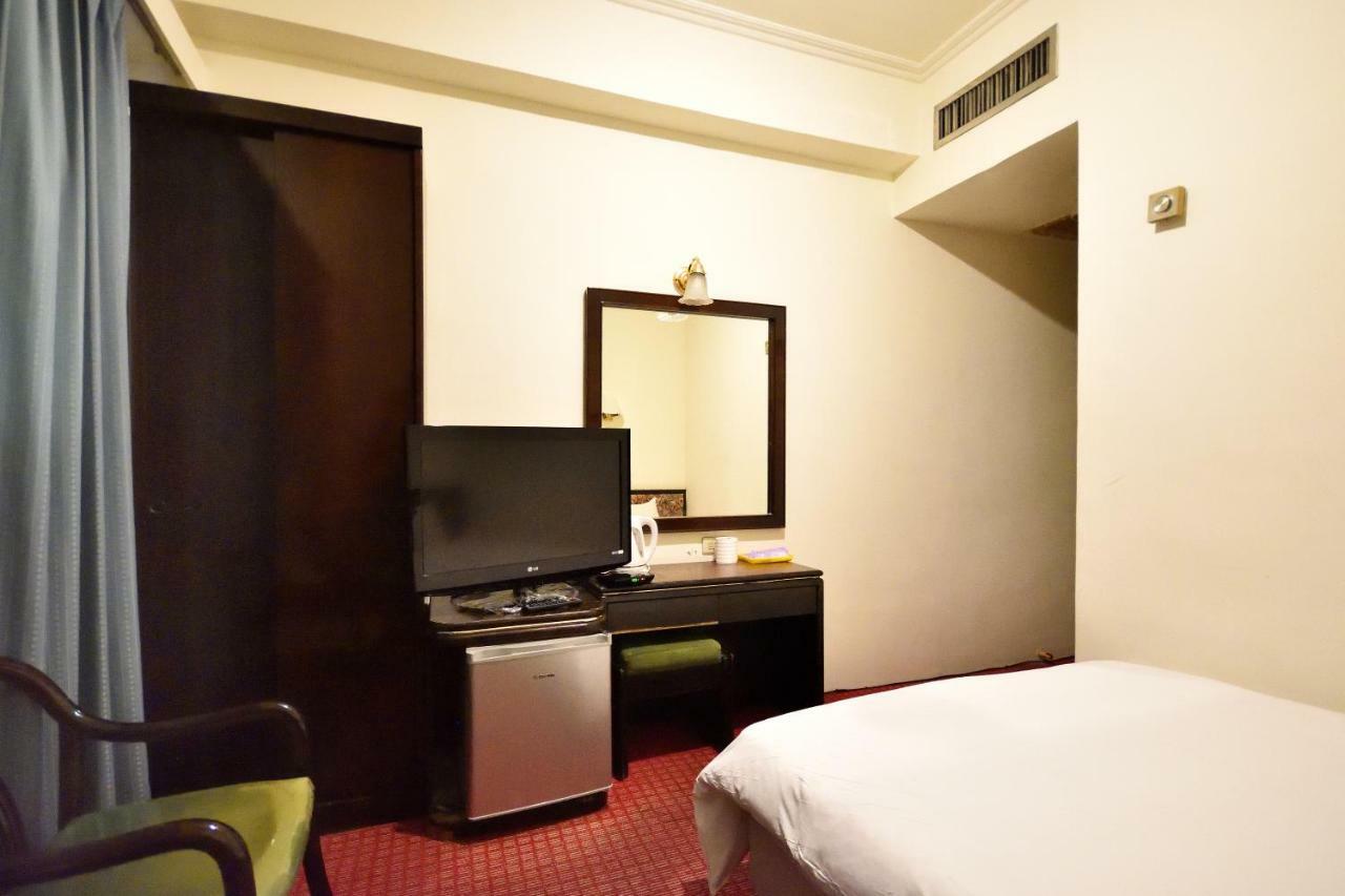 Yuanshin Hotel Taitung Ngoại thất bức ảnh